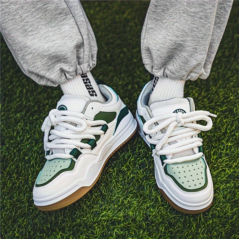 Comfy Non-Slip Men's Skate Shoes for Trendy Street Style and Outdoor Activities