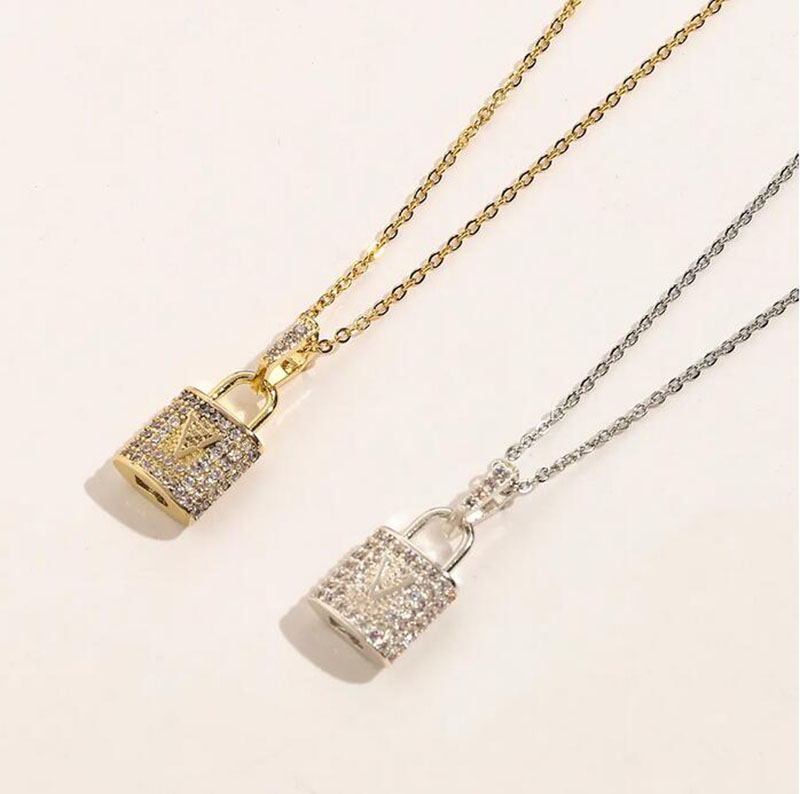 Designer Necklace Chain CZ Diamond 18K Gold Plated 925 Silver Plated Stainless Steel Letter Pendants Fashion Womens Jewelry