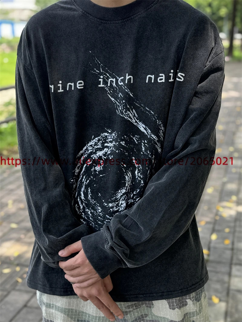 9inch nail retro long sleeved Tshirt mens top wash 240828