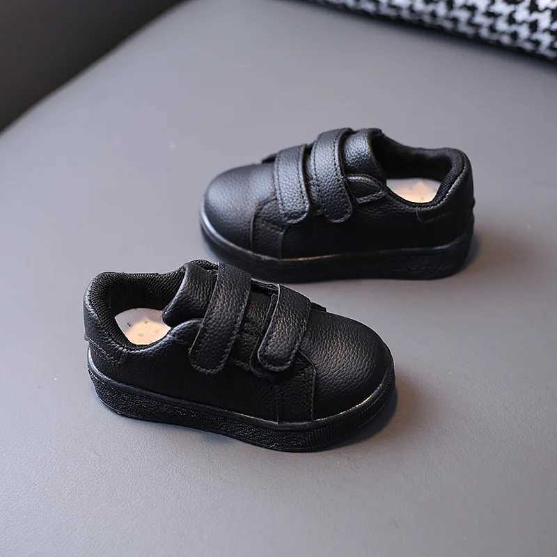 New childrens sports shoes fashion simple version girls sports shoes soft sole casual baby shoes classic daily popular board shoes Tenis W250407