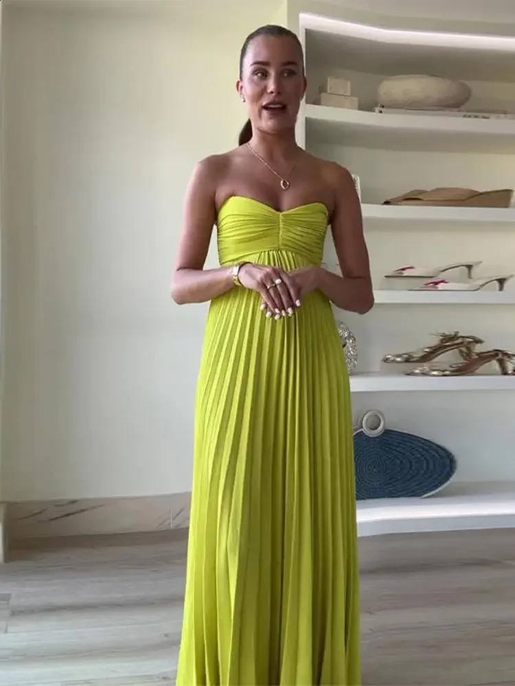 Sexy Strapless Women Solid Pleated Maxi Dress Fashion Backless Sleeveless High Waist Dresses Summer Lady Party Evening Robe