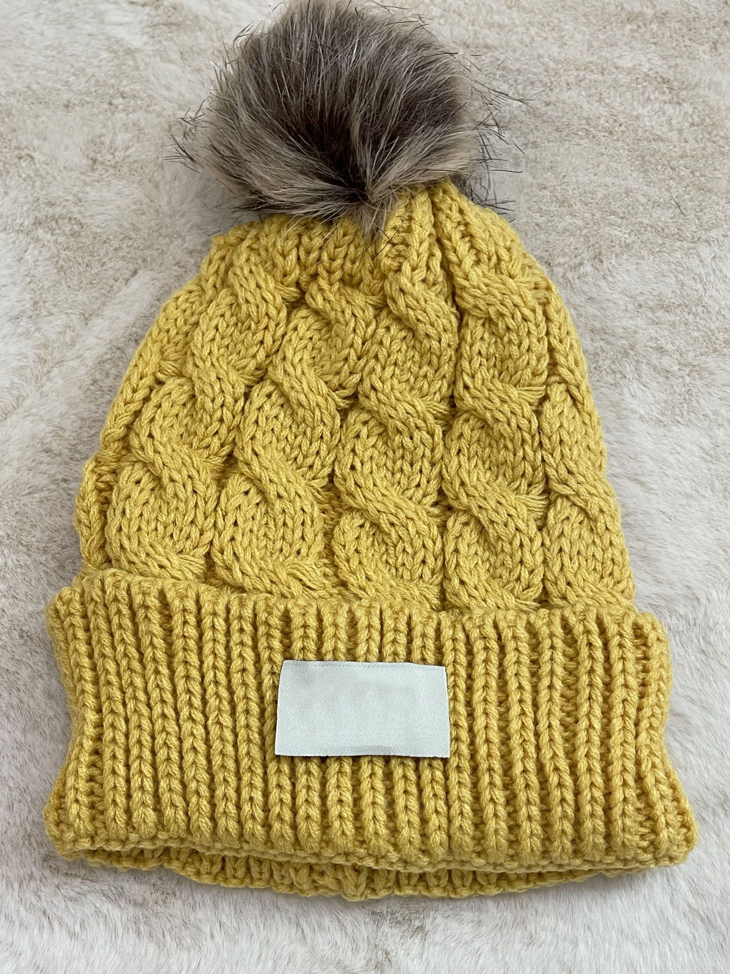 10pcs Winter Christmas woman Hats man Travel boy Fashion adult Beanies Skullies Chapeu Caps Cotton Ski cap girl pink hat keep warm ca ps black pink 14