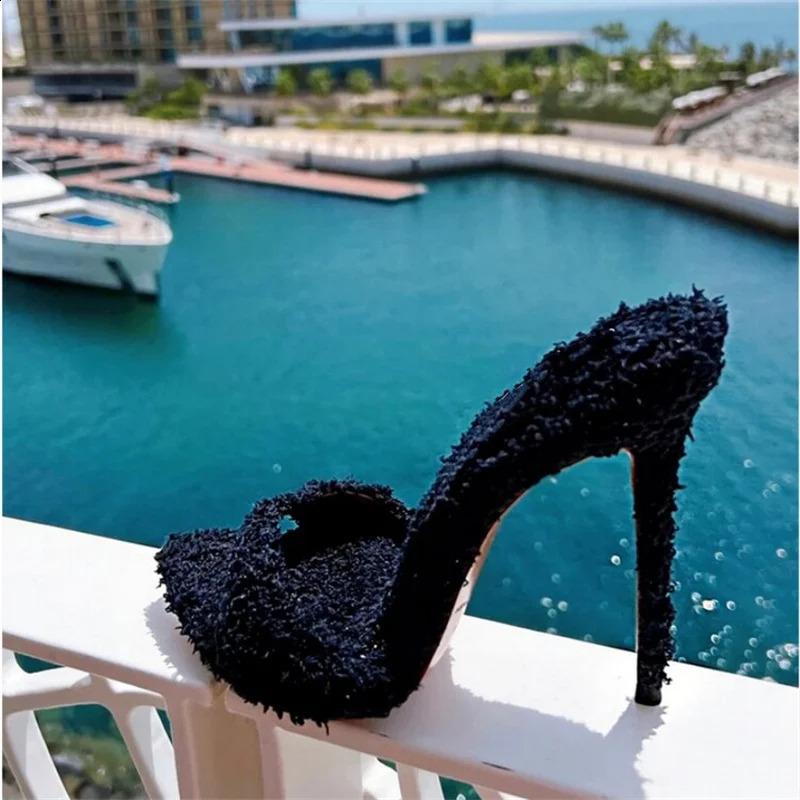 Runway super high heel slider womens sliding back oversized shoes sexy leather toe fur dress sliding party womens sandals 240827