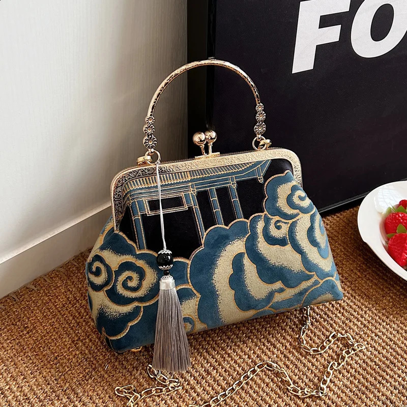 Xiangyun Retro Chinese Style Handbags Womens Special Court Style Shoulder Messenger Bag 240828