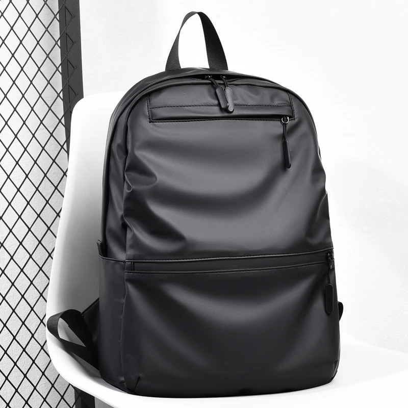 14inch Fashion Large Capacity Shoulder Bag Lightweight Laptop Pu Backpack 240828