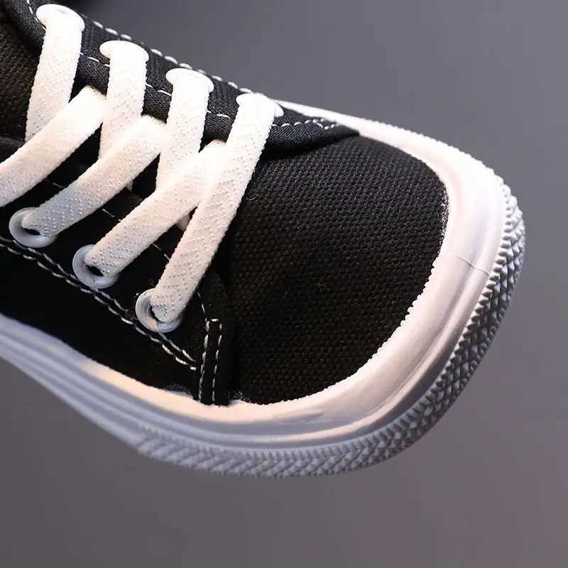 Childrens sports canvas shoes lace up girls flat bottomed boys casual shoes childrens non slip comfortable sports shoes childrens tennis shoes W250407