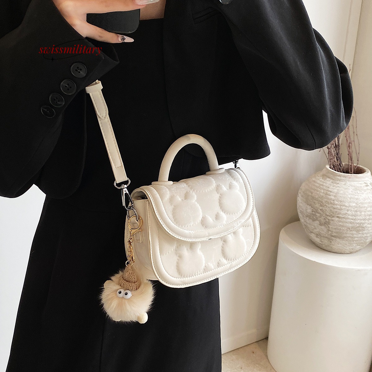 Swissmilitary High quality texture small versatile for women, spring and summer new style, popular crossbody bag, internet celebrity, niche handbag, s