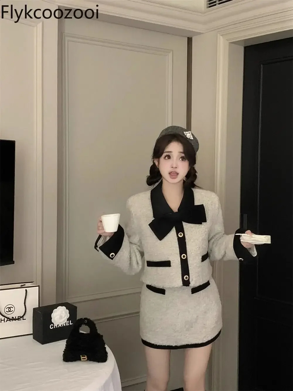 Warm bow wool short coat womens autumnwinter bag Hip Skirt twopiece set Mainland China casual coarse woolen jacket 240828