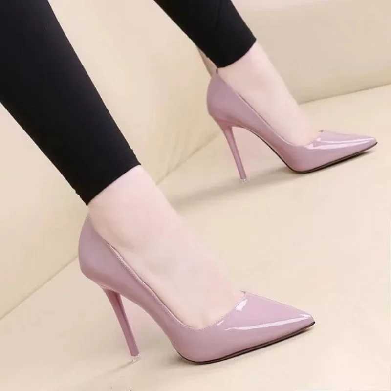 Plus Size Womens Shoes 43High Heels 10cm Red Rubber Bottom Pointed Toe Cool Sexy Womens Party Shoes Holiday Wedding Shoes CL240829