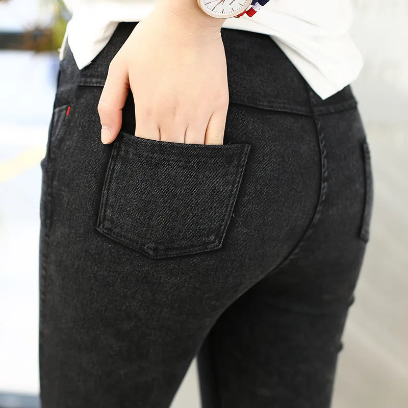 5XL Plus size womens autumn and winter pencil pants ultrathin elastic shorts Trouser black long leg clothing 240827