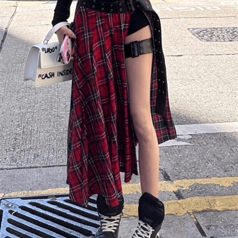 Womens red checkered A-Line skis Y2k Harajuku Korean long style skis retro streetwear aesthetic skis 2000s oversized summer clothing 240828