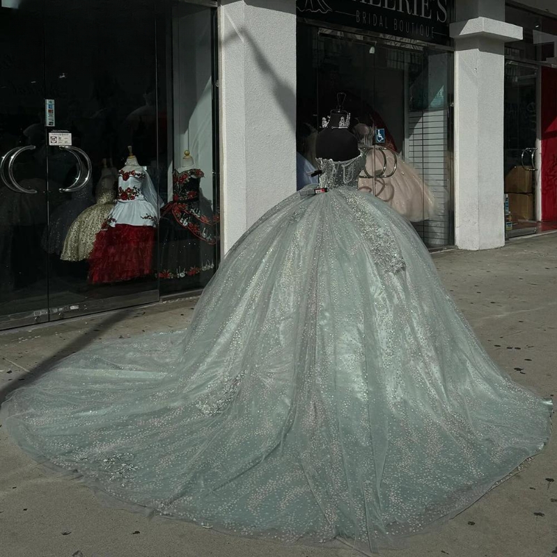 Light Green Princess Illusion Sweetheart Ball Gown Quinceanera Dresses Crystal Beading Appliques Lace Corset Vestidos De 15 Anos