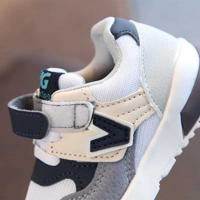 Spring and autumn childrens breathable sports shoes boys and girls soft sole anti slip running shoes baby boots childrens walking shoes W250407