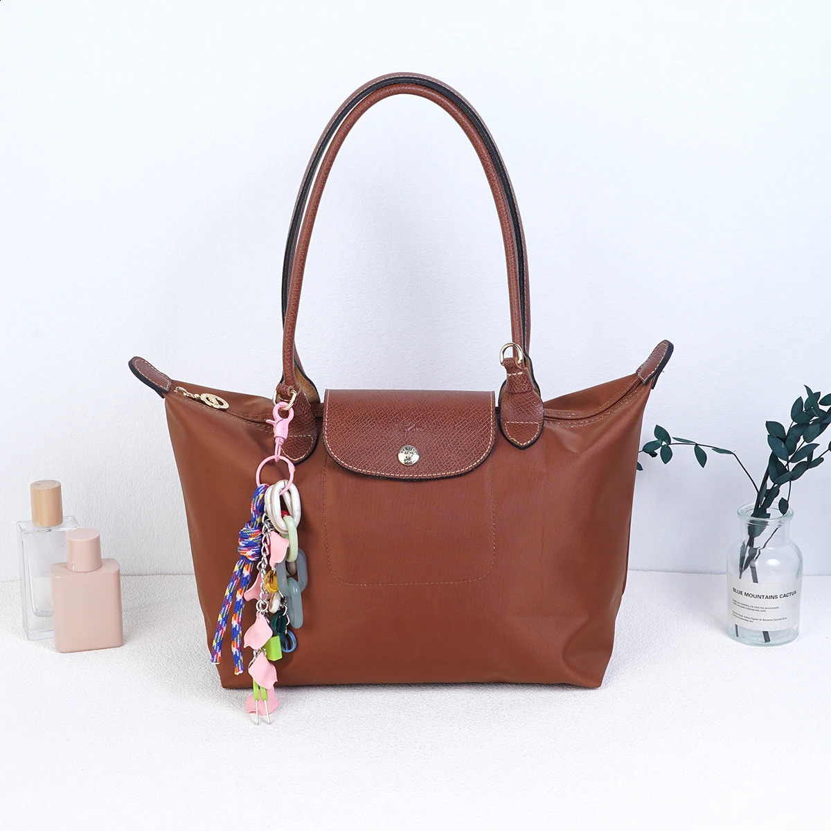 Fashion Keychain Lock Bag Pendant Multi-Functional Acrylic Bag Charms Keychains Colorful Phone Case Charms Bag Accessories 240828