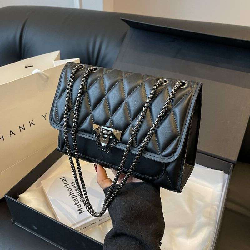 News News New texture bag 2024 crossbody bag women's bag diamond grid chain shoulder bag high-end fashion buckle small square bag