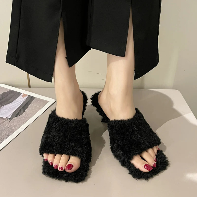 Rich Teddy fur mule slider womens elegant kitten heel square toe plush slider womens winter party high-heeled fur pump shoes 240827