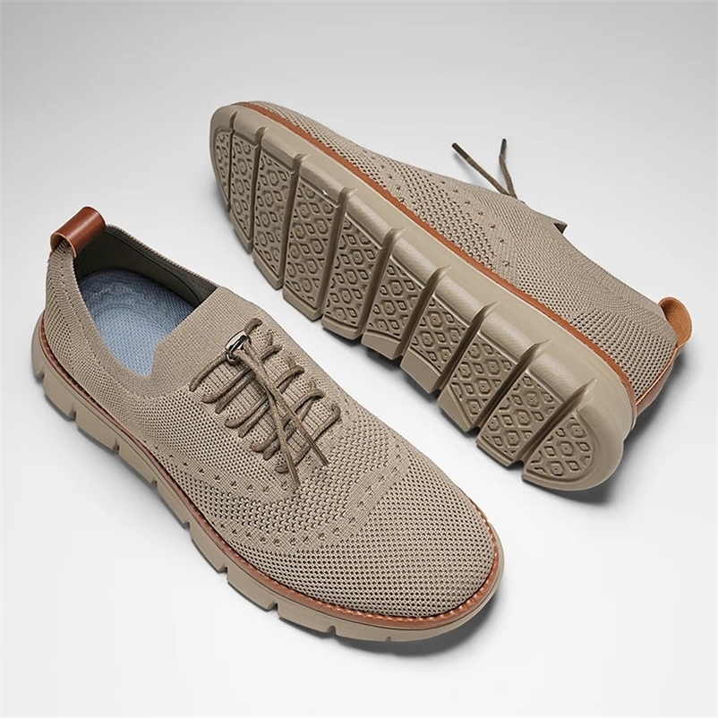 Mens canvas shoes with soft soles casual breathable and comfortable sliding sleeves mens cloth shoes Oxford sneakers 240827 ww