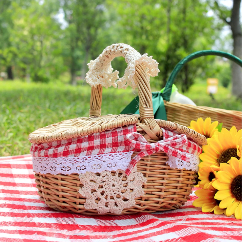 Handmade willow picnic basket woven storage with handle outdoor fruit container 240828