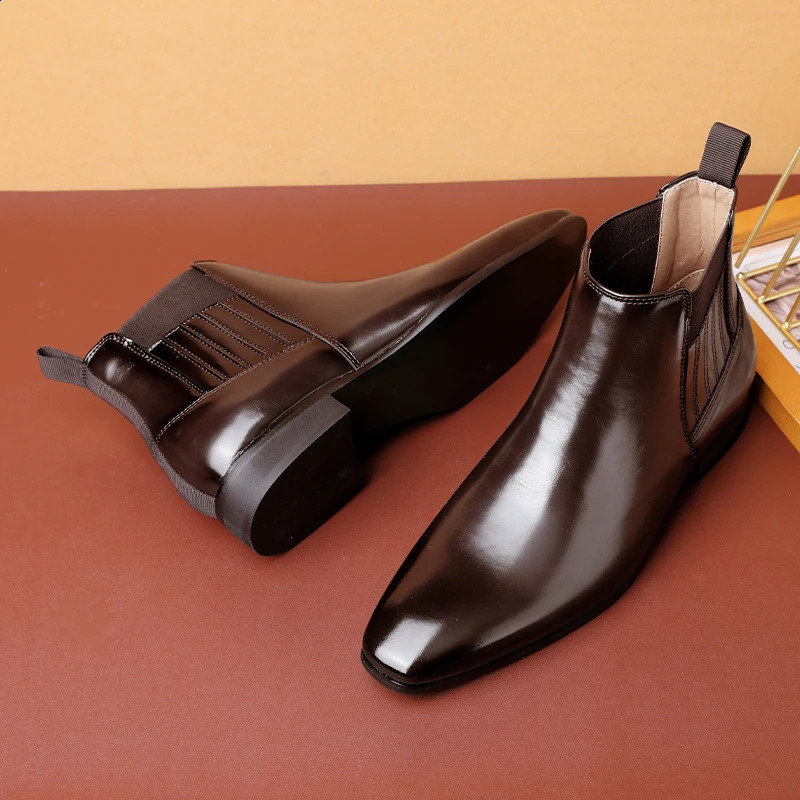 Mens Classic Retro Chelsea Boots for Men Fashion British Style Short Ankle Boot Mens Casual High-Top Leather Shoes 240828