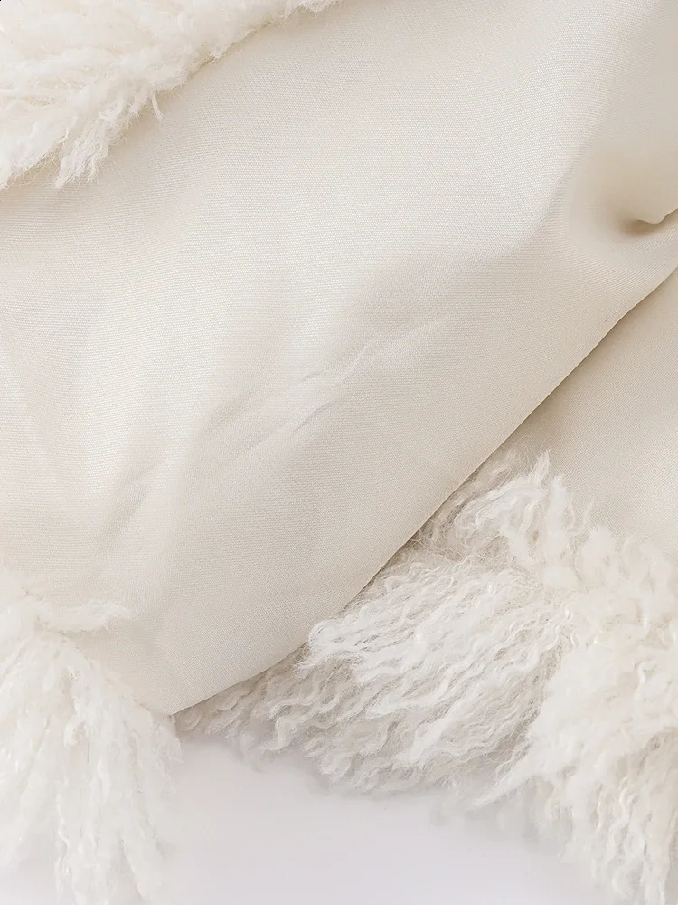 Elegant Lapel Faux Coat Women Fashion Long Sleeve Loose Solid Outwear Curly Fur Female Top Autumn All-Match Jacket 240828