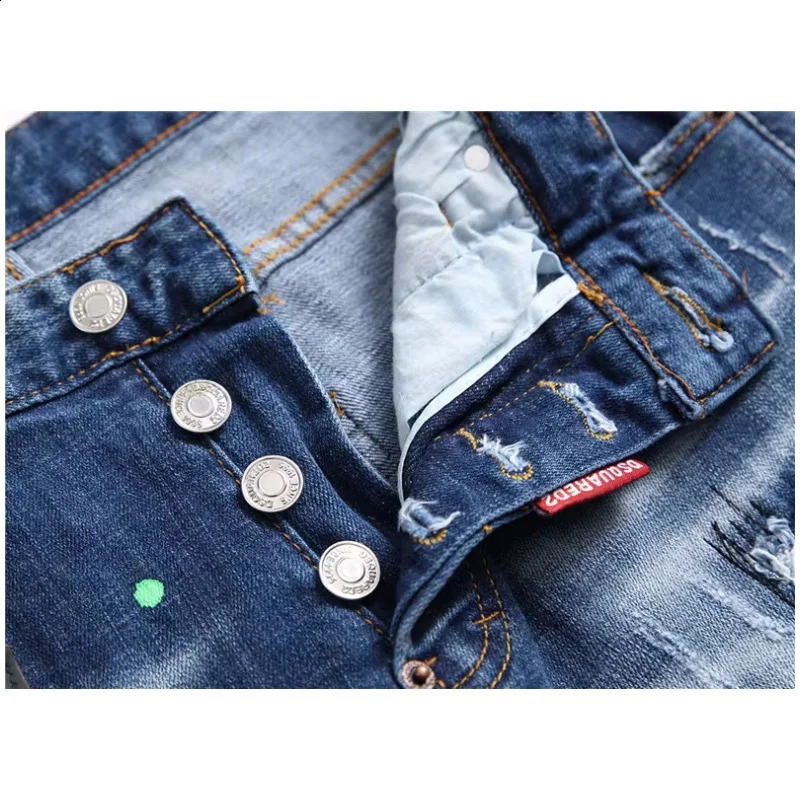 Classic mens straight embroidered jeans with perforated patches elastic paint splatter badge beggar pants 240829