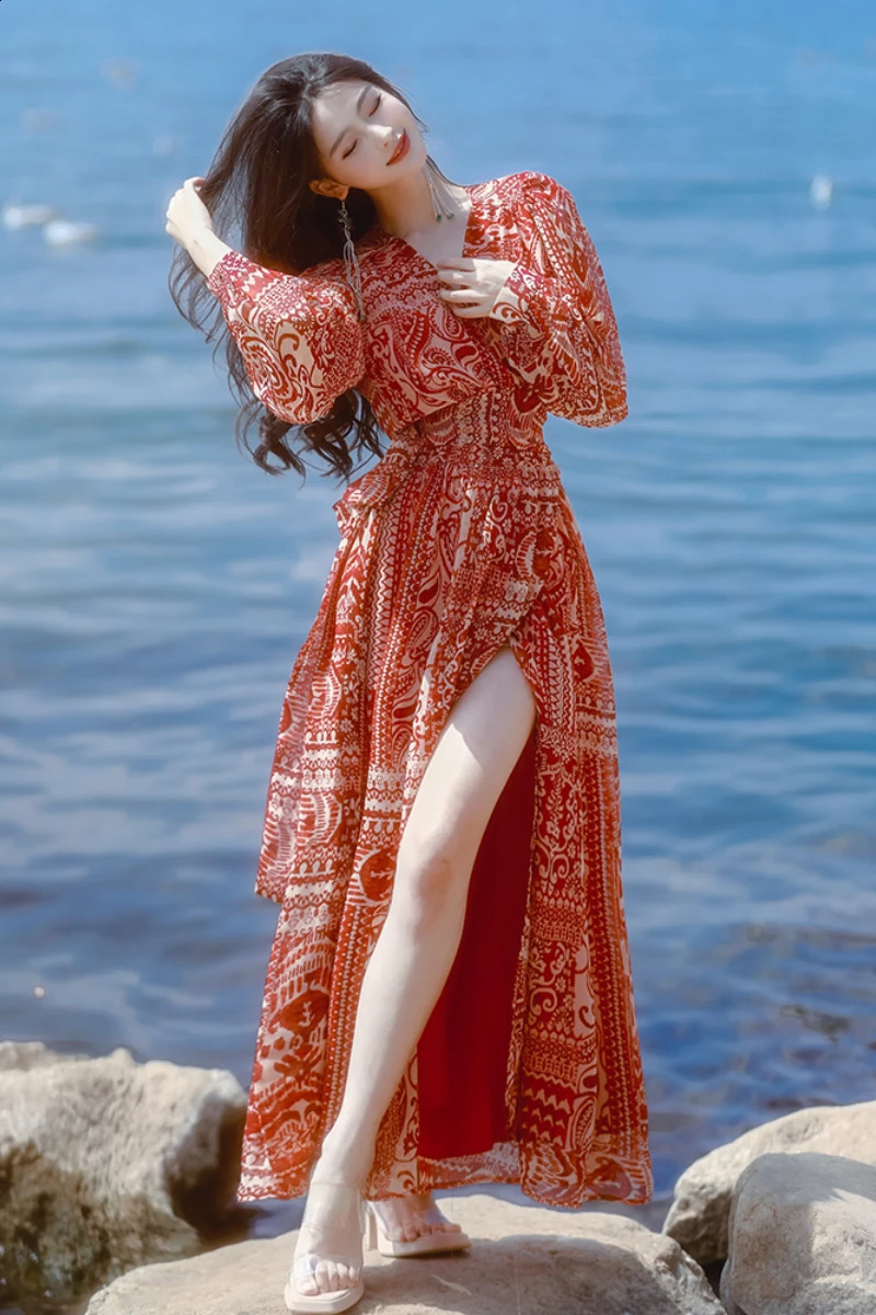 French floral dress spring casual and fashionable beach skiing Vneck front seam long sleeved loose fit suitable for sleeves 240828
