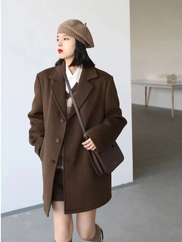 Korean Warm Medium length Wool Set Coat Thick V-neck Womens Loose Park Winter Single breasted Wool Blended Jacket Casaco 240828