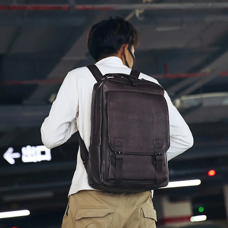 Large Capacity Laptop Backpack Men Casual Fashion Bags For Men Retro Zipper PU Leather Backpacks Male Travel Waterproof Bag Man 240829