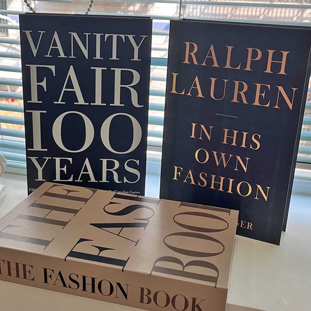 Fashion Faux Books Ornament Coffee Table Simulation Books Modern Fake Designer Book Luxury Decoration for Living Room AdditionXJ240828