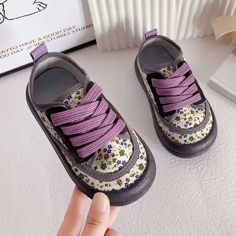 Girls floral printed canvas shoes lace soft childrens casual shoes fashionable childrens sports shoes spring French style 2024 new W250318