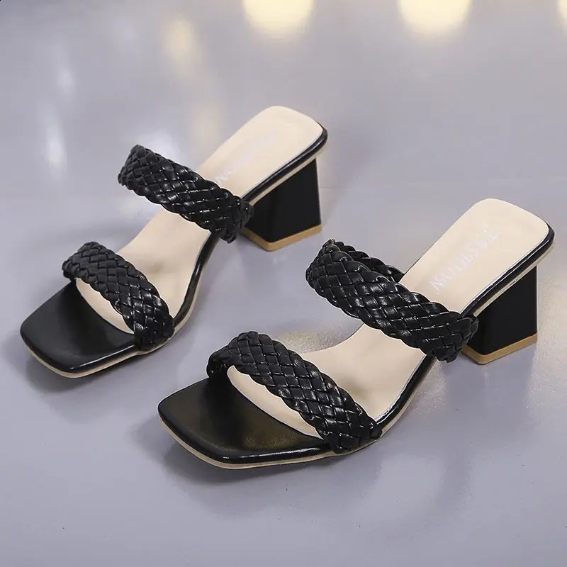 Wearing fairy style womens plus size sandals and slippers womens 2024 summer thick high heels 240827