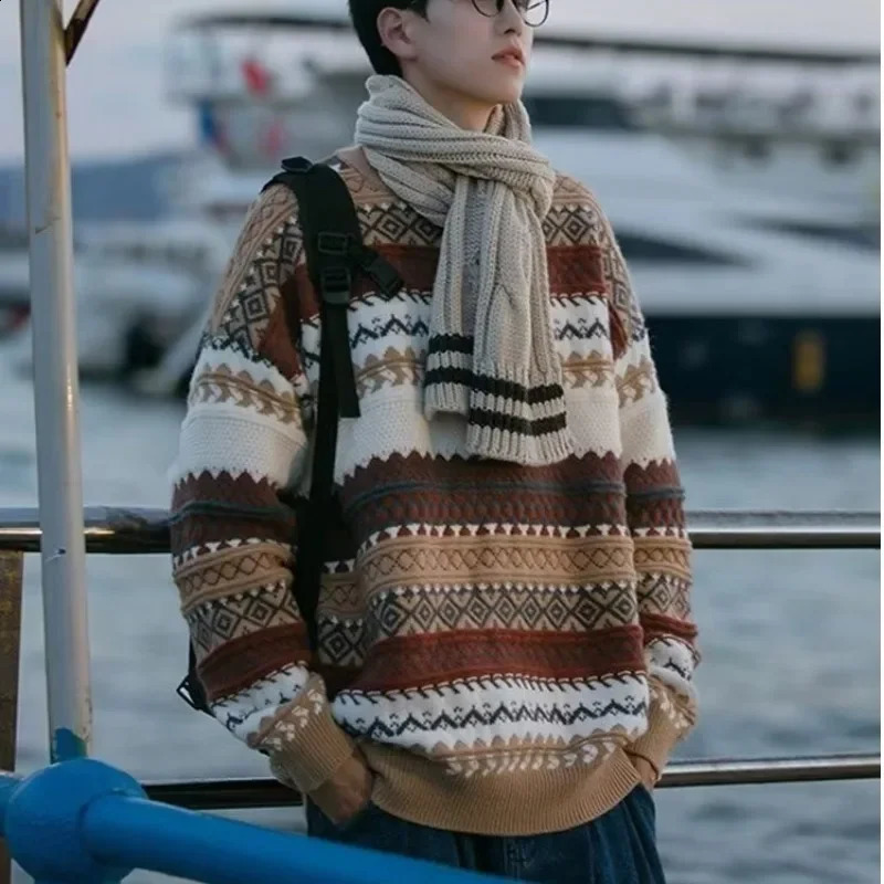 Christmas Sweater Autumn/Winter Round Neck Japanese Retro Stripe Knitted Sweater Lazy Loose Pulling 240829