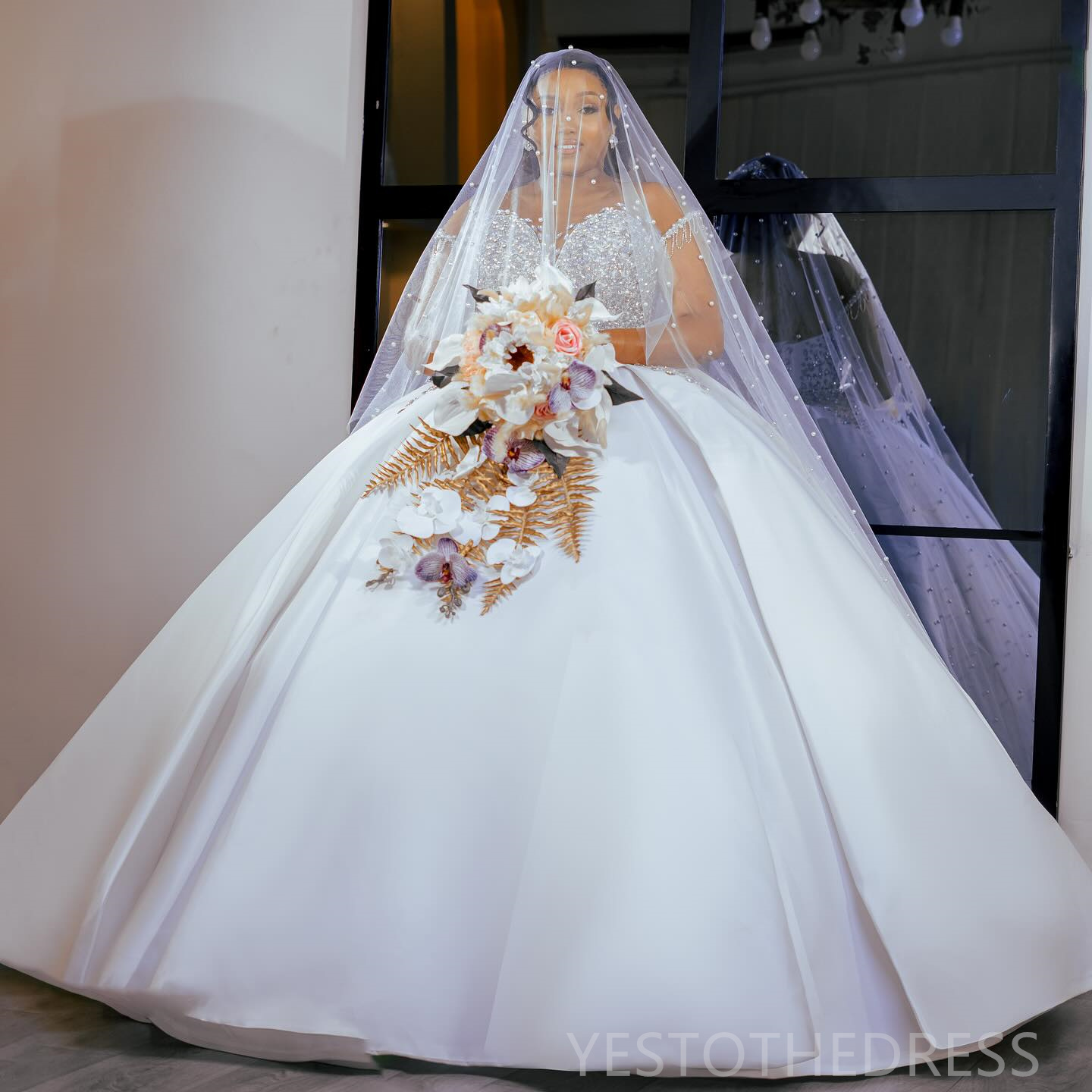 R&W 2024 Plus Size Dress Bride With Detachable Train Mermaid Ball Gown Wedding Dresse Bridal Gowns Sheer Neck Short Sleeves Beaded Marriage For Women 