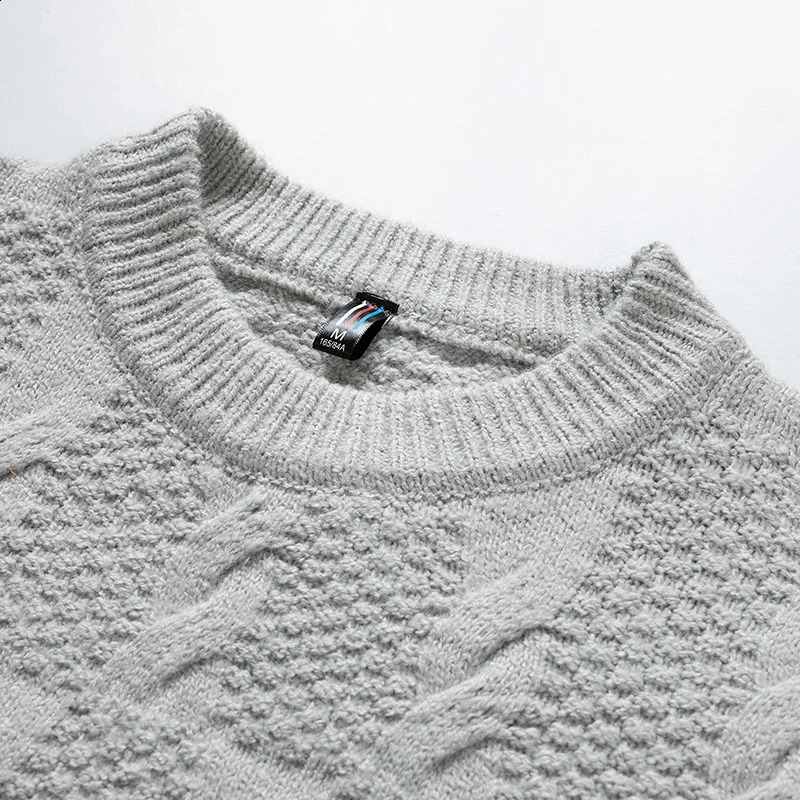 Korean clothing mens sweater solid color O-neck long sleeved knitted mens zipper winter fashion mens warm sweater 240829