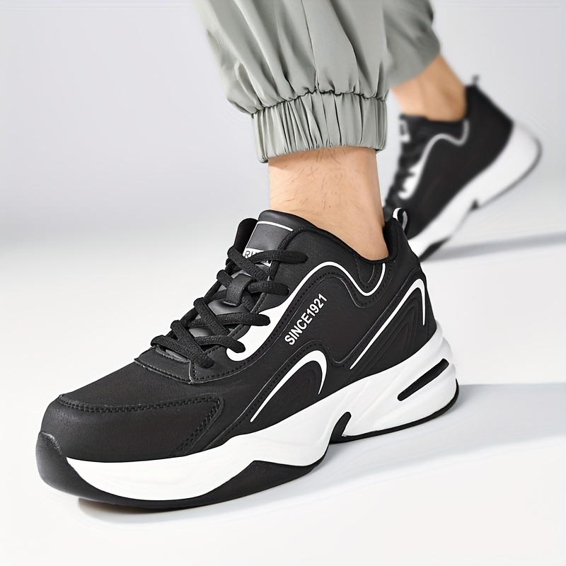 Comfortable Men's Running Shoes with Cushioned Soles and Non-Slip Design for Outdoor Activities in Autumn and Winter