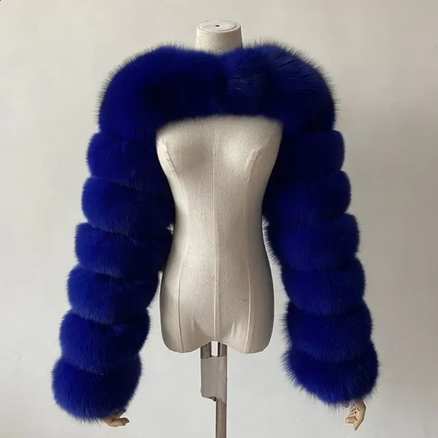 Haining Fur Factory Wholesale AutumnWinter Artificial Jacket European and American Style Cutting 240828
