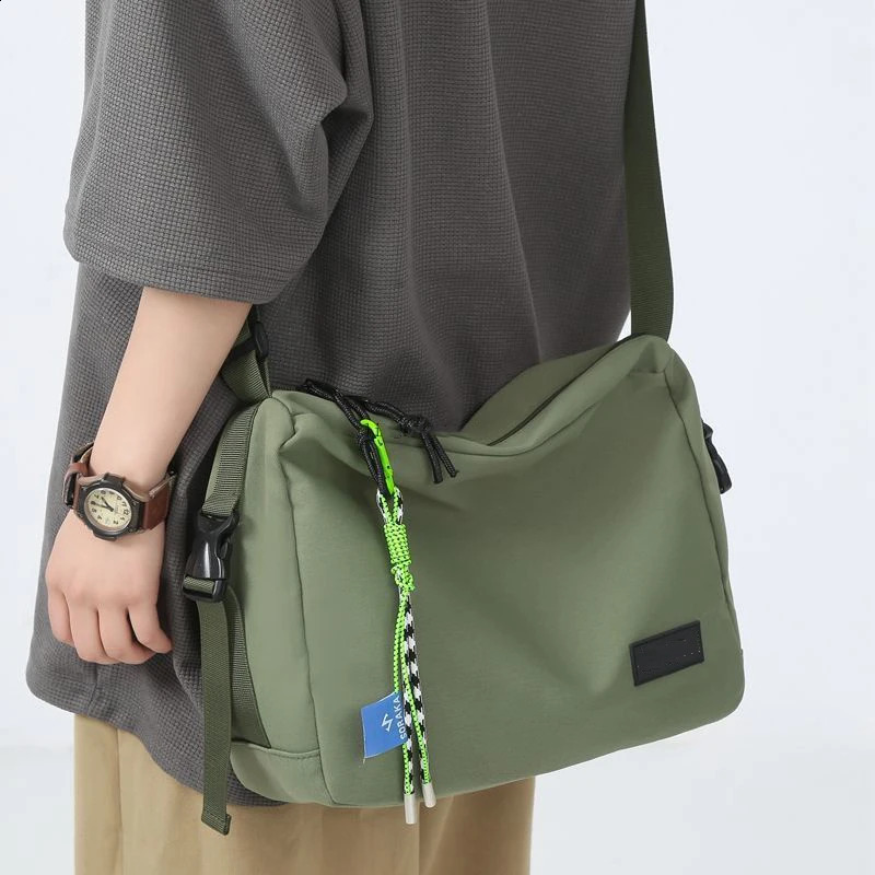 Green Messenger Bag for Men Canvas Bag Crossbody Bags Student Shoulder Bag 240829