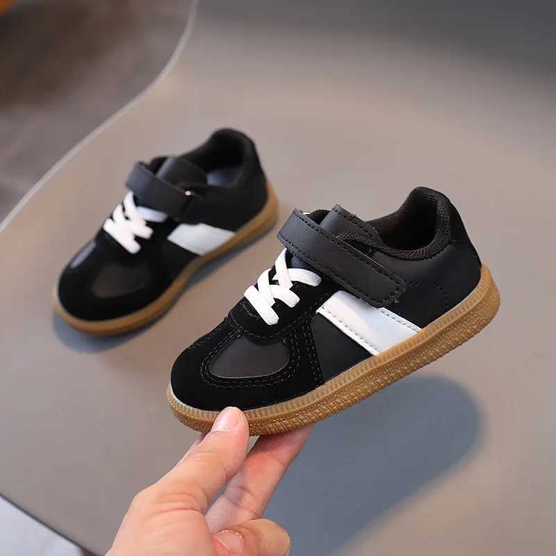 Childrens sports shoes smooth boys running shoes breathable and comfortable casual shoes autumn new girls sports shoes W250407