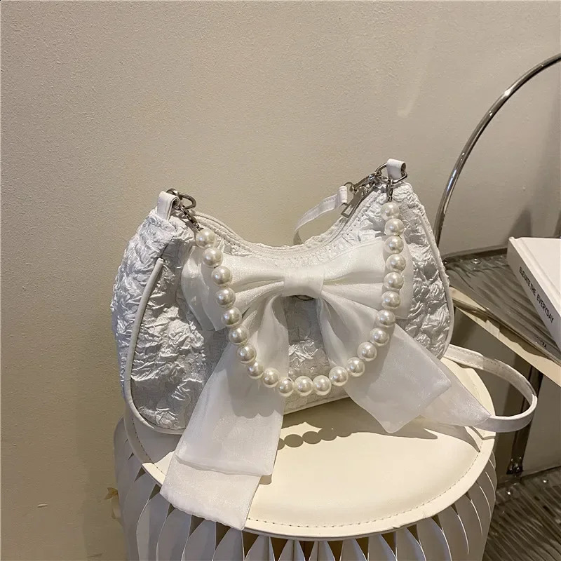 Retro Bow Shoulder Bag Womens Spring Trend Fashion Pearl Underarm Shoulder Messenger Bag 240829