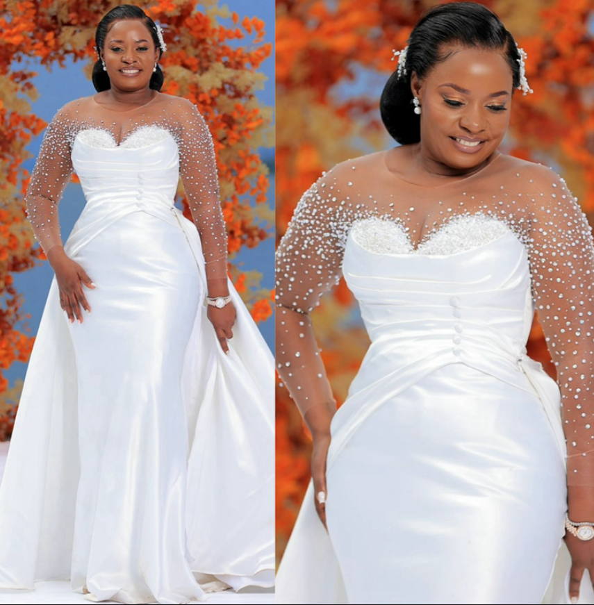 Plus Size Illusion Trumpet Wedding Dress Bride Mermaid Sheer Neck Long Sleeves Beaded Bridal Gowns For African Marriage With Detachable Train 0829