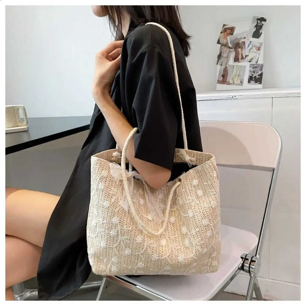 Fashion Woven Handbags For Women AllMatch Womens Bag 2024 Portable Bucket Handbag Summer Picnic Bags 240828Z