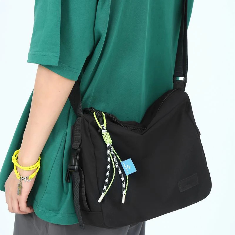 Green Messenger Bag for Men Canvas Bag Crossbody Bags Student Shoulder Bag 240829