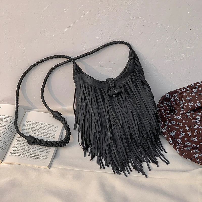 Double-Sided Tassel Women Crossbody Bags vintage Soft PU Leather female Shoulder Bag manual Weave messenger Sling bag 240829