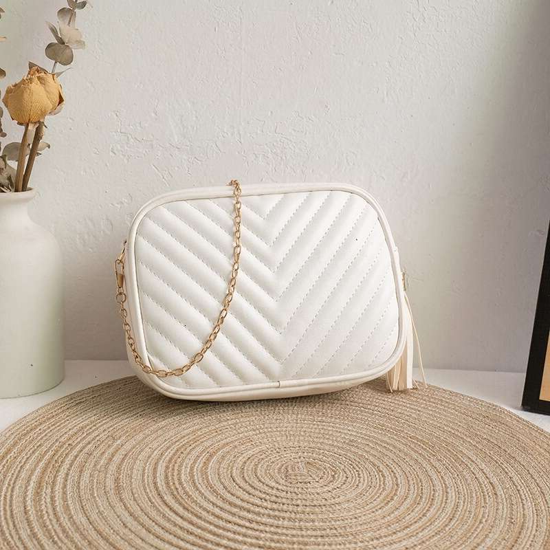 News News Foreign trade cross-border women's bag wholesale new fashion leisure chain bag shoulder bag crossbody bag women's camera tassel ba