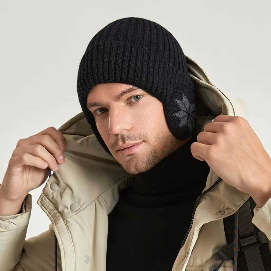 Mens Winter Warm Plush Knitted Benin Snow Fashion Sklies Hat Unisex New Outdoor Cold proof Earrings X250212