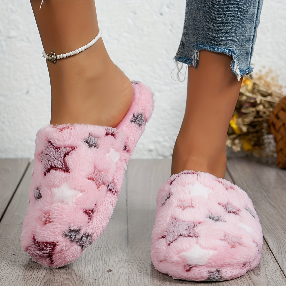 Women's plush home slippers, soft and comfortable star pattern indoor slippers for autumn and winter warmth