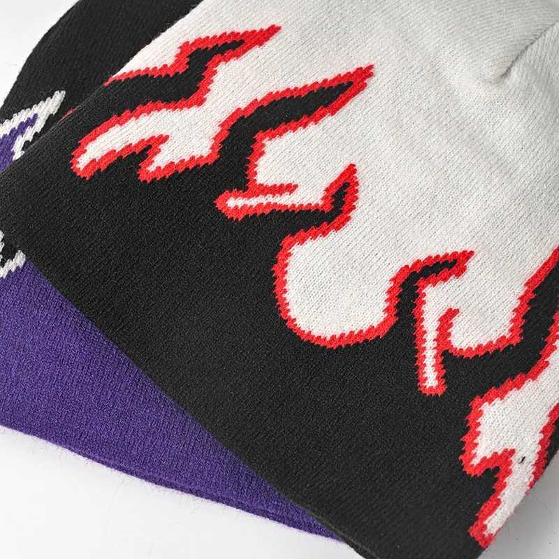 Hip Hop Fire Knitted Beanies Gothic Flame Sklies Hat Flame Wen Mens Punk Winter Outdoor Riding Hat Halloween Accessories X250212