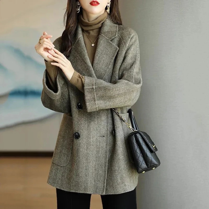 Womens Wool Blended Jacket Winter Autumn Fashion Elegant Mother Ultra Thin Long Hair Jacket Womens Jacket 914 240828