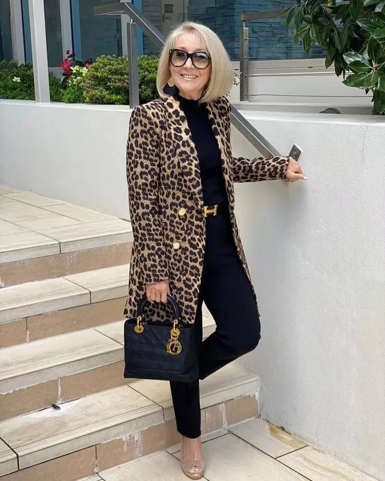 mid length coat leopard pattern set collar wool coat womens inventory European and American style womens clothing 240828