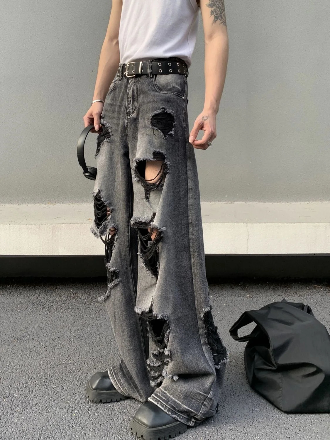 Y2K Retro Jeans Harajuku Hip Hop Ripped High Street Loose Jeans for Mens and Womens Street Wear High Waist Wide Leg Trousers 240828